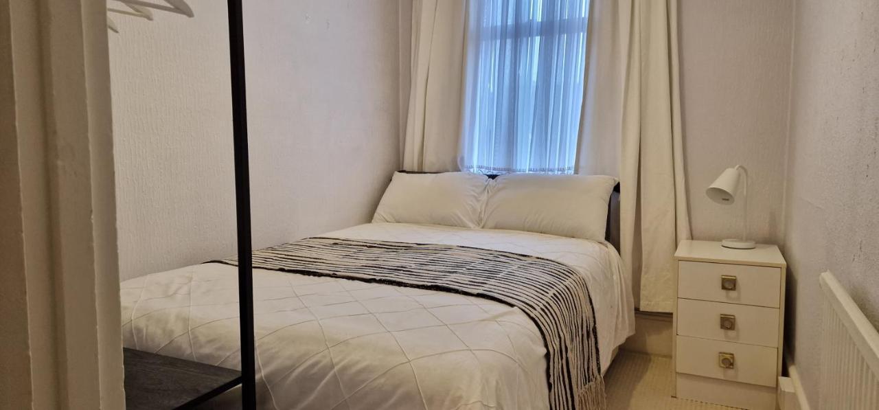 Inviting You To Your Home From Home 10 Minutes From Stratford Westfield Londýn Exteriér fotografie